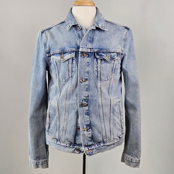 Scotch and Soda Men's Light Blue Denim Jean Trucker Jacket MediumMINOR STAINS